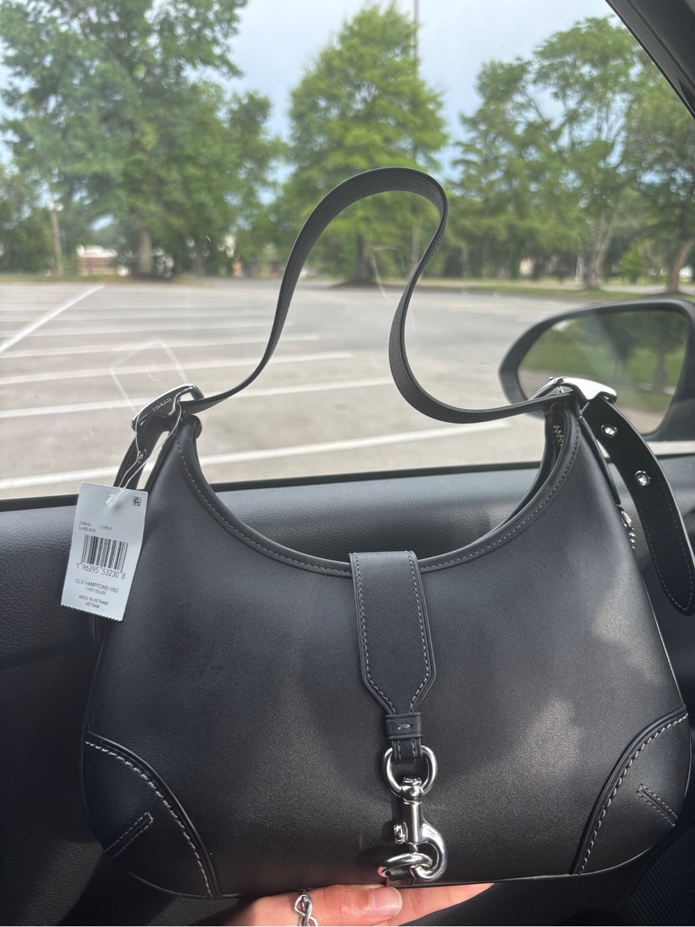 Coach Hamptons Hobo Black Leather Shoulder Bag